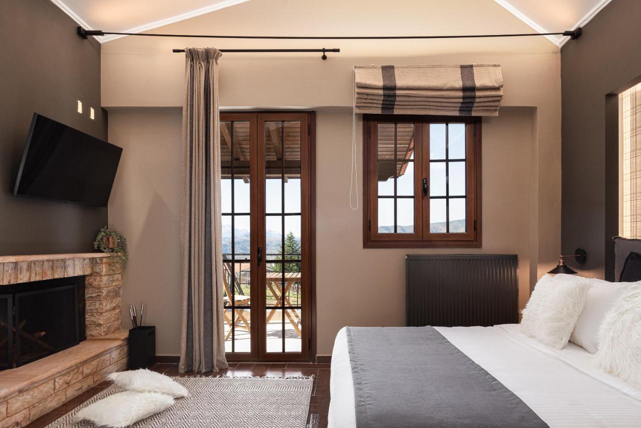 Gm Luxury Suites Kalavryta Exterior photo