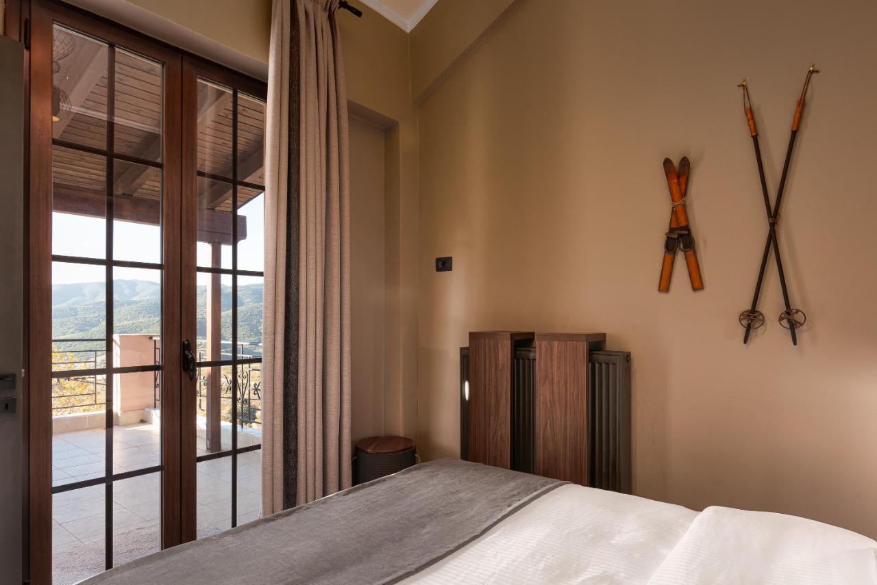 Gm Luxury Suites Kalavryta Exterior photo