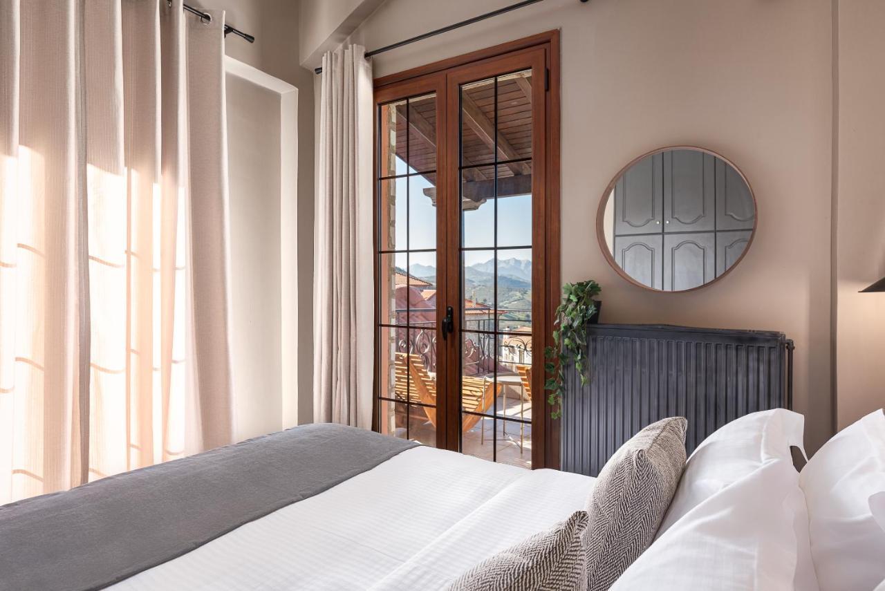 Gm Luxury Suites Kalavryta Exterior photo
