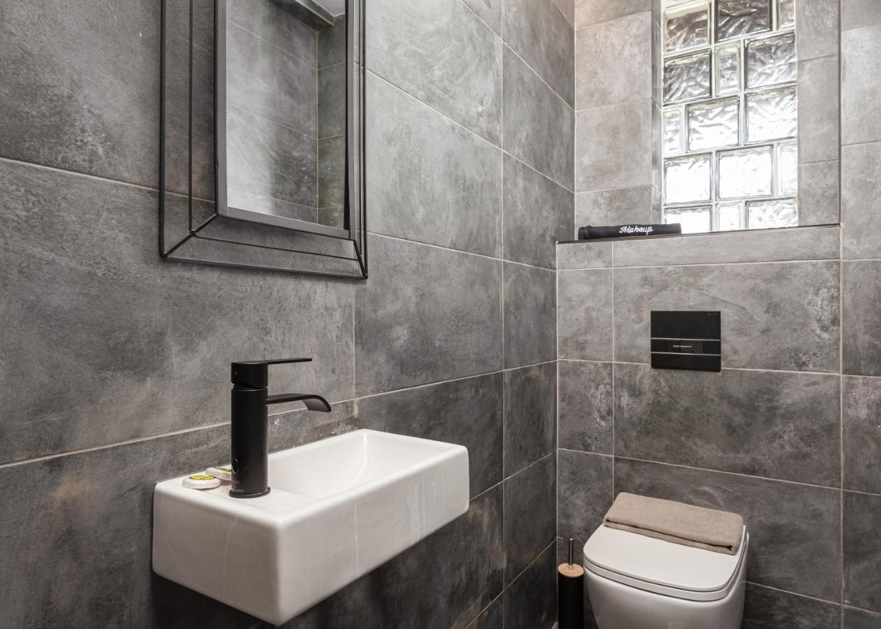 Gm Luxury Suites Kalavryta Exterior photo